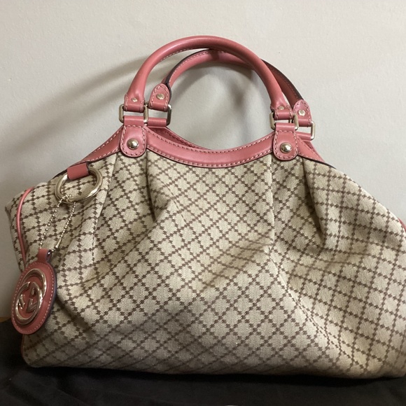 Used Gucci Medium Diamante Canvas Sukey Tote - excellent condition - Picture 4 of 7